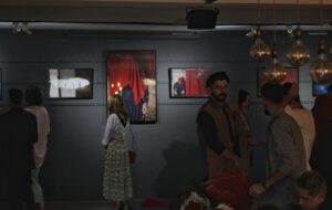 اینجا چهره غایب است؛ اما هویت پابرجاست!
